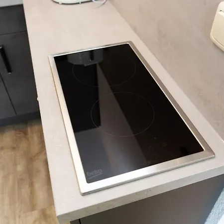 Little - Ruhig & Im Zentrum Gelegen- Perfekt Fuer Solo Reisende, Paare Oder Businessgaeste 3rd Floor *