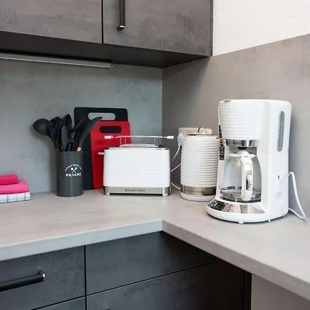 Little - Ruhig & Im Zentrum Gelegen- Perfekt Fuer Solo Reisende, Paare Oder Businessgaeste 3rd Floor